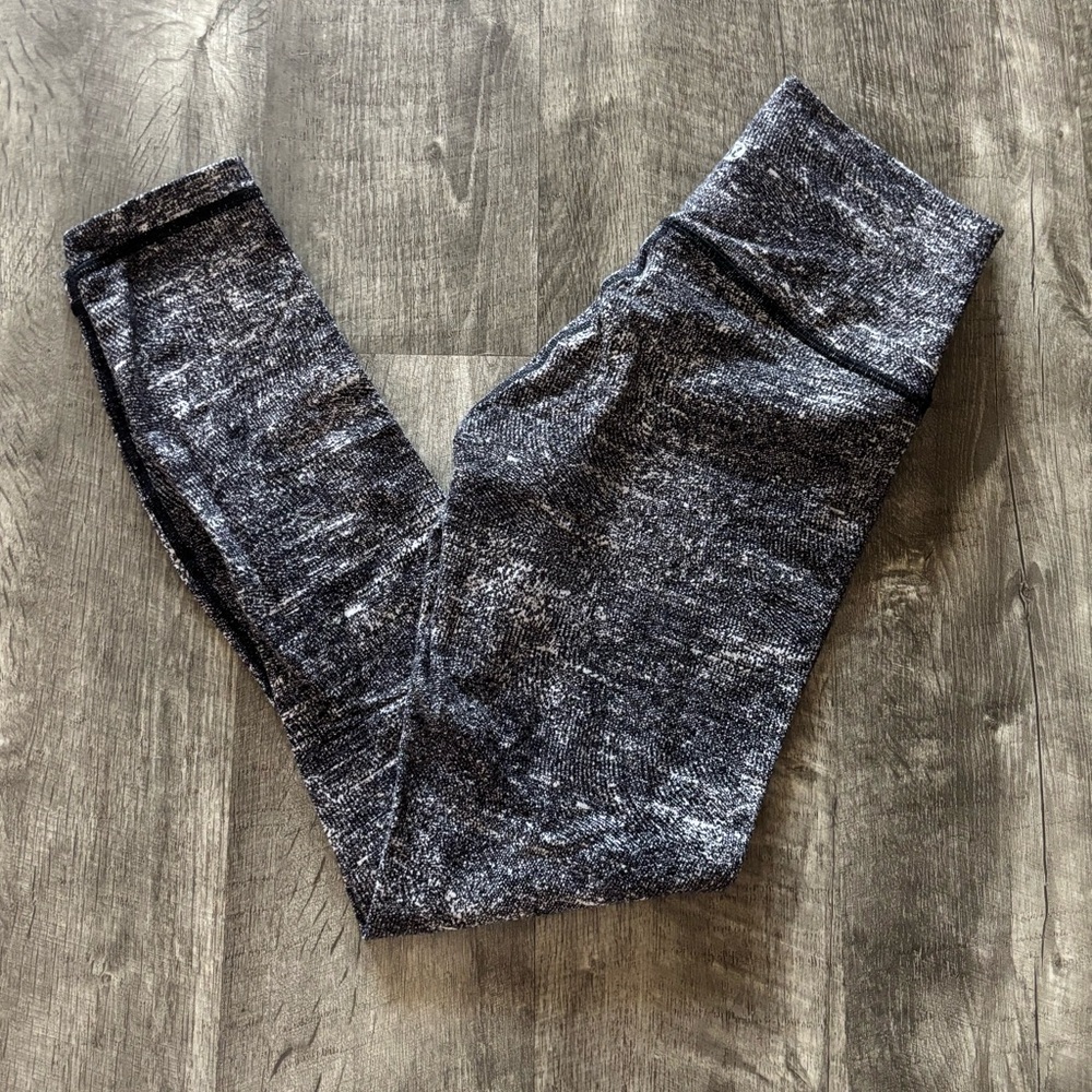 Lululemon 6
